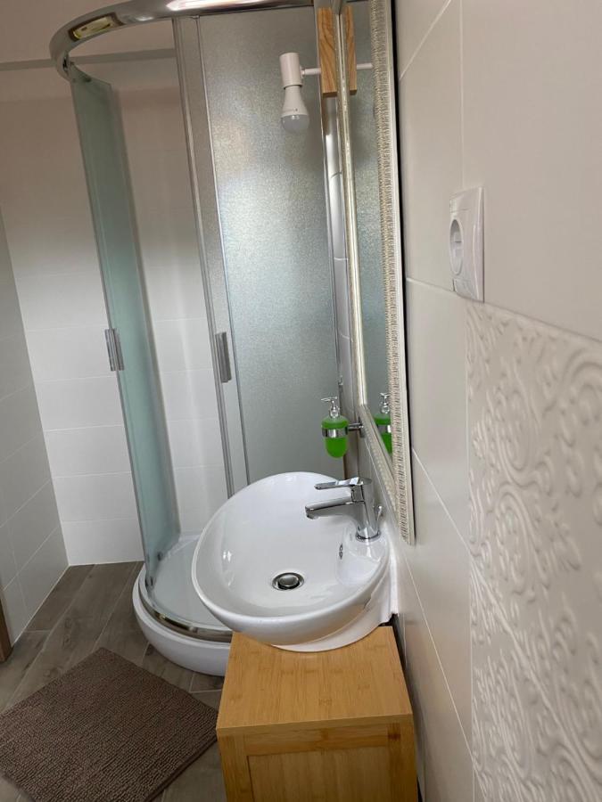 Helga Vendeghaz Hotel Budaörs Екстериор снимка