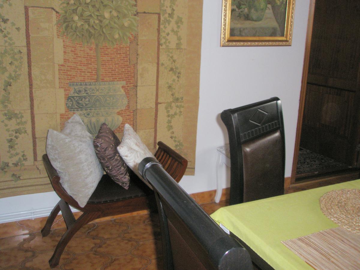 Helga Vendeghaz Hotel Budaörs Екстериор снимка
